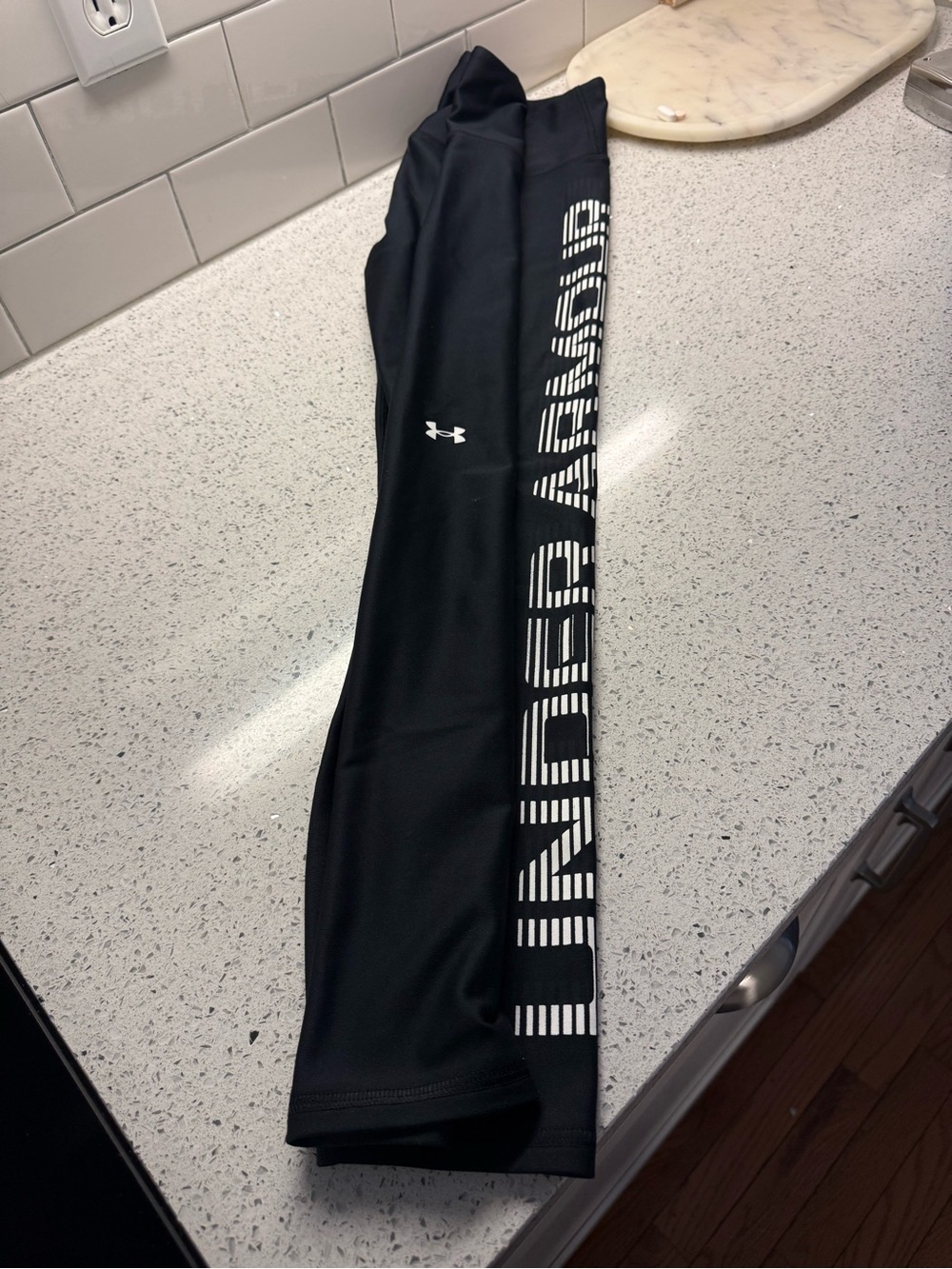 Under Armour Women’s Black Active Compression Leggings